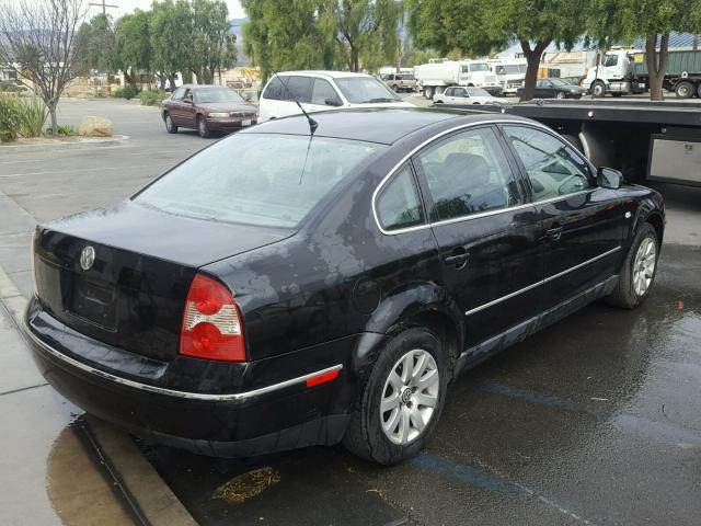 WVWPD63B72P298916 - 2002 VOLKSWAGEN PASSAT GLS BLACK photo 4