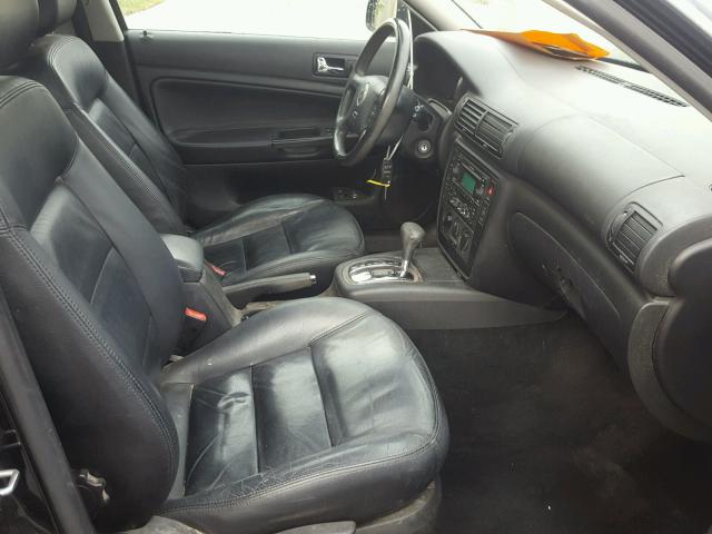 WVWPD63B72P298916 - 2002 VOLKSWAGEN PASSAT GLS BLACK photo 5