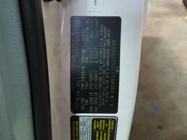 KNDMB233666100090 - 2006 KIA SEDONA EX WHITE photo 10