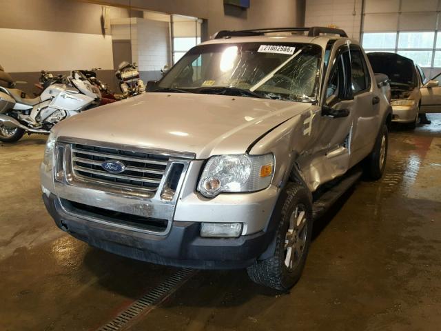 1FMEU51867UA13765 - 2007 FORD EXPLORER S SILVER photo 2