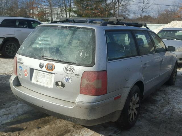 WVWVH63B61E220939 - 2001 VOLKSWAGEN PASSAT GLS SILVER photo 4