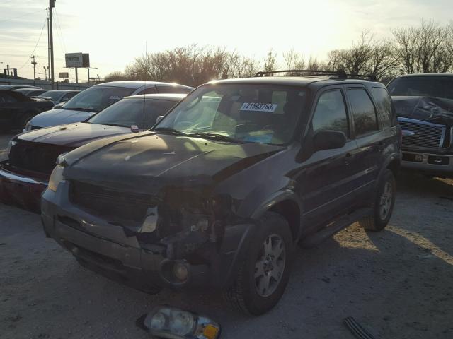 1FMYU03175KA88161 - 2005 FORD ESCAPE XLT BLACK photo 2