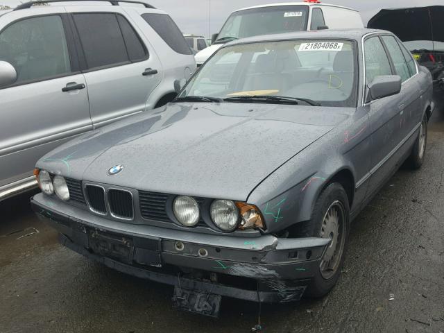 WBAHD6317NBJ70573 - 1992 BMW 525 I AUTO GRAY photo 2