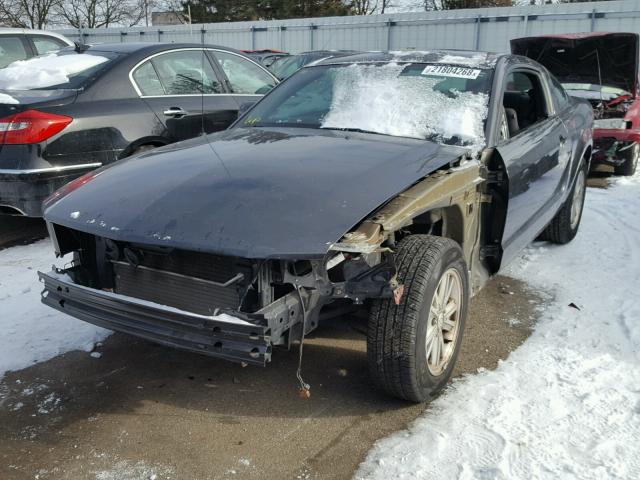 1ZVHT80N985176853 - 2008 FORD MUSTANG GRAY photo 2