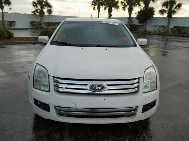 3FAHP07Z28R263756 - 2008 FORD FUSION SE WHITE photo 9