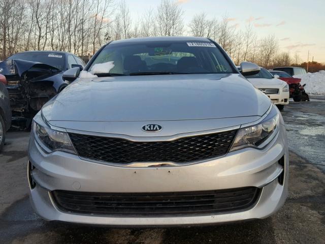 KNAGT4L3XG5103990 - 2016 KIA OPTIMA LX SILVER photo 9