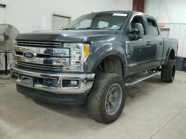 1FT7W2BT8HEB13564 - 2017 FORD F250 SUPER CHARCOAL photo 2