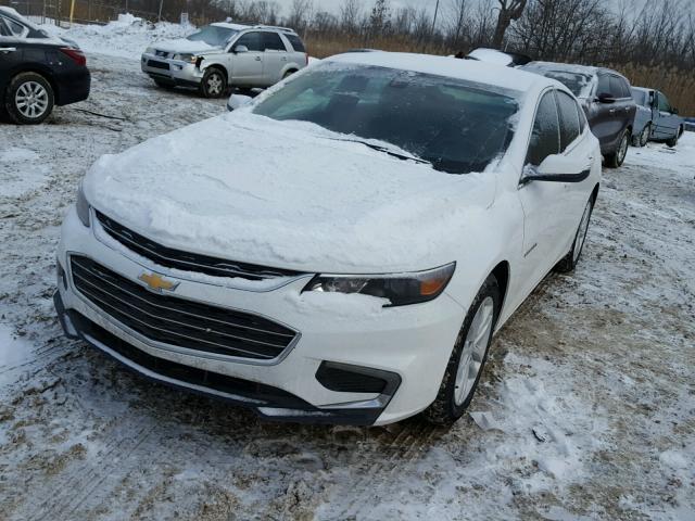 1G1ZD5ST2JF137531 - 2018 CHEVROLET MALIBU LT WHITE photo 2