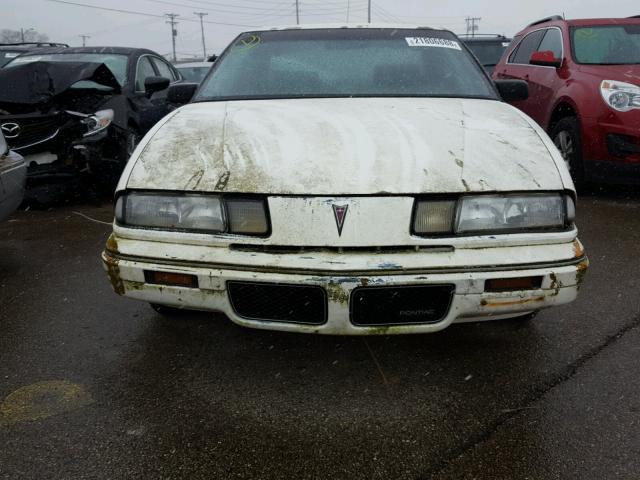 1G2WP14W5KF248341 - 1989 PONTIAC GRAND PRIX 白色 照片 9