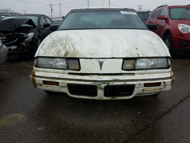 1G2WP14W5KF248341 - 1989 PONTIAC GRAND PRIX WHITE photo 9