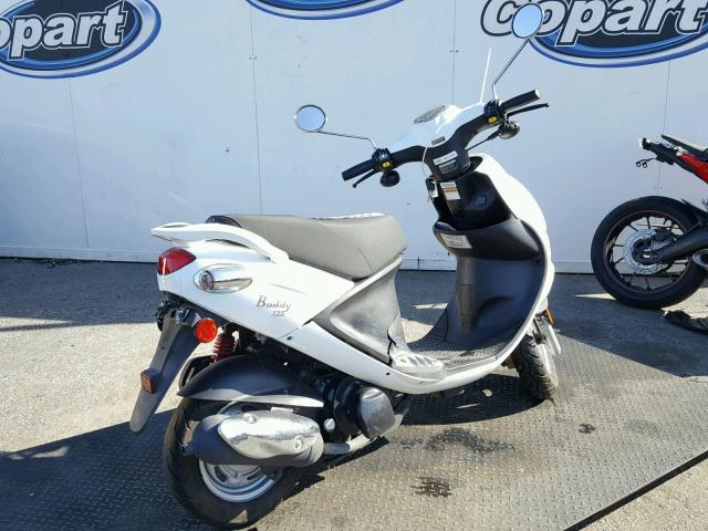 RFVPAC205E1016728 - 2014 GENUINE SCOOTER CO. BUDDY 125 WHITE photo 4