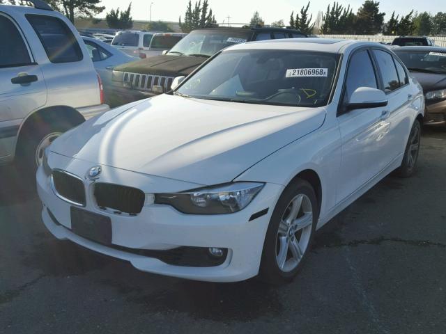 WBA3C1C52DF436334 - 2013 BMW 328 I SULE WHITE photo 2