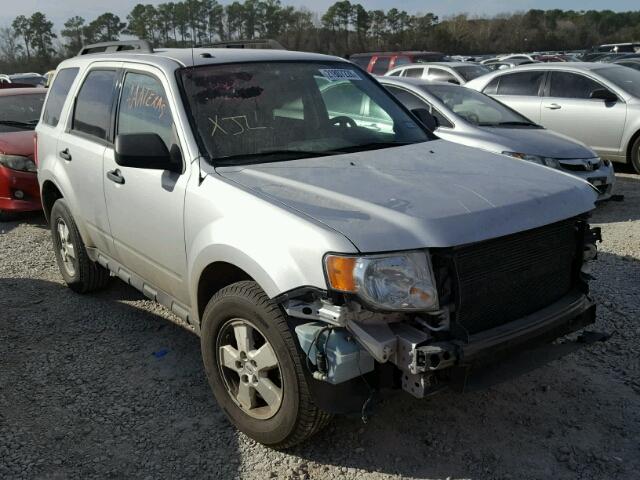 1FMCU03779KA66438 - 2009 FORD ESCAPE XLT SILVER photo 1