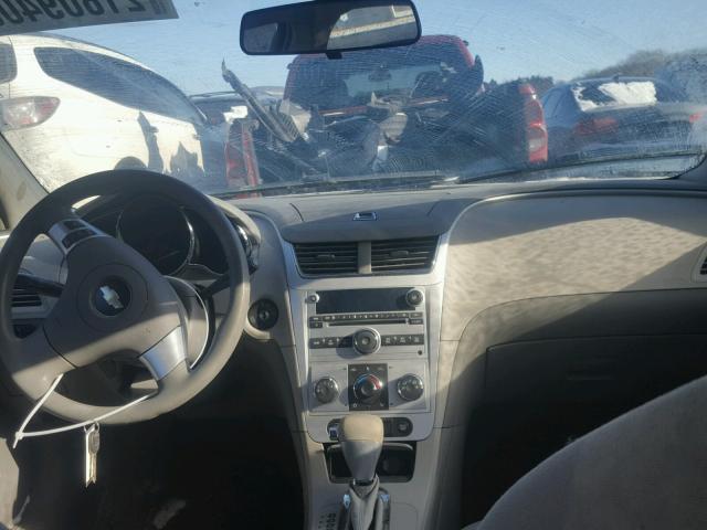 1G1ZG57B28F201620 - 2008 CHEVROLET MALIBU LS WHITE photo 9