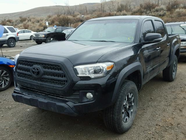 3TMCZ5AN2HM050529 - 2017 TOYOTA TACOMA DOU BLACK photo 2