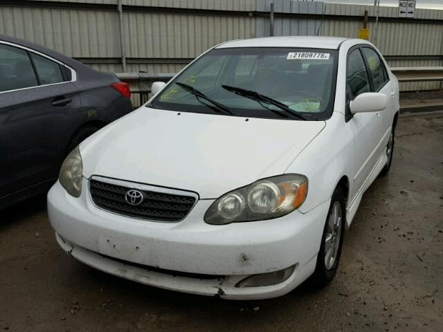 1NXBR32E16Z662403 - 2006 TOYOTA COROLLA CE WHITE photo 2