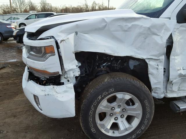 3GCUKREC0HG227862 - 2017 CHEVROLET SILVERADO WHITE photo 9