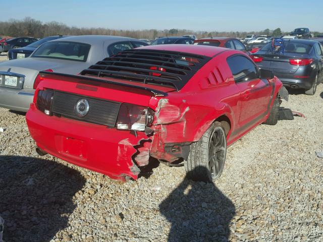 1ZVHT82H065125911 - 2006 FORD MUSTANG GT RED photo 4