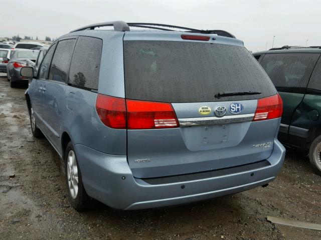 5TDZA22C55S377905 - 2005 TOYOTA SIENNA XLE BLUE photo 3