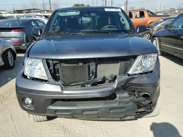 1N6AD0ER7GN721801 - 2016 NISSAN FRONTIER S GRAY photo 9