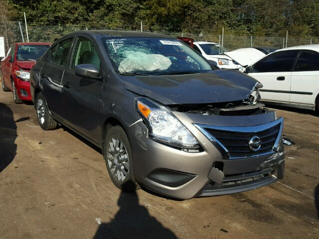 3N1CN7AP4GL907949 - 2016 NISSAN VERSA S GRAY photo 1