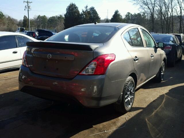 3N1CN7AP4GL907949 - 2016 NISSAN VERSA S GRAY photo 4