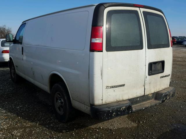 1GCFG25T131148130 - 2003 CHEVROLET EXPRESS G2 WHITE photo 3