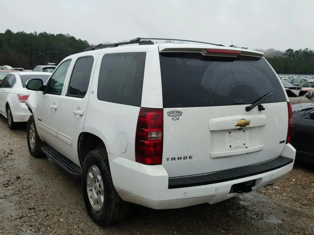 1GNSCBE02BR186327 - 2011 CHEVROLET TAHOE C150 WHITE photo 3