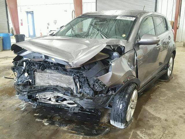 KNDPB3A27D7406526 - 2013 KIA SPORTAGE B SILVER photo 2