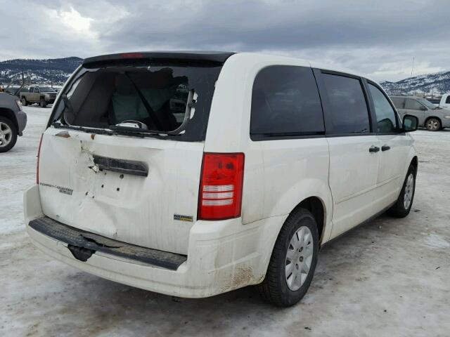 2A8HR44HX8R618565 - 2008 CHRYSLER TOWN & COU WHITE photo 4