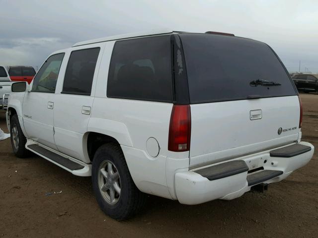 1GYEK13RXYR165720 - 2000 CADILLAC ESCALADE WHITE photo 3