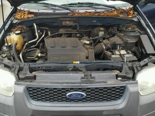 1FMYU02184KA23481 - 2004 FORD ESCAPE XLS BLUE photo 7