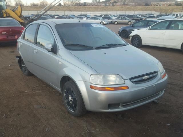 KL1TD52655B437818 - 2005 CHEVROLET AVEO BASE SILVER photo 1