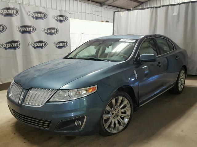 1LNHL9ER4AG612292 - 2010 LINCOLN MKS TEAL photo 2