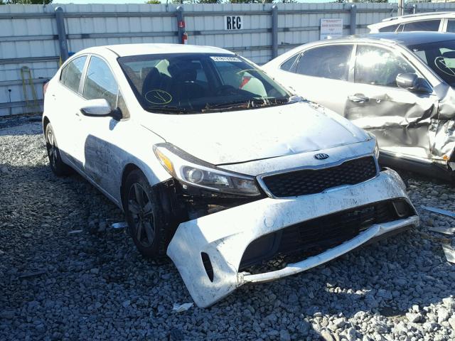 3KPFL4A70JE191142 - 2018 KIA FORTE LX WHITE photo 1