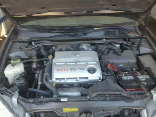 4T1BF30K64U071983 - 2004 TOYOTA CAMRY LE შავი ფოტო 7