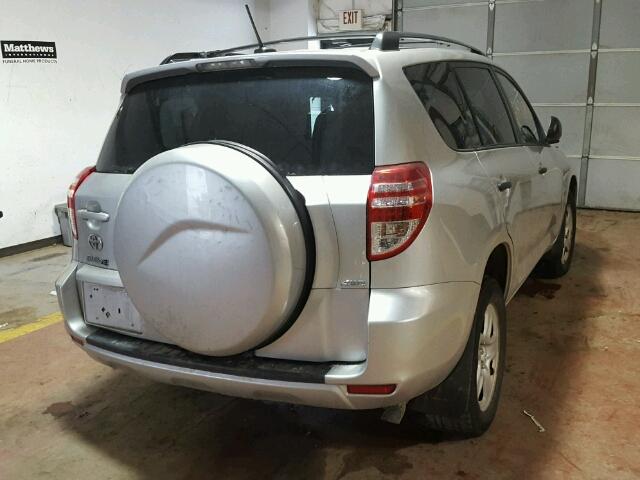 2T3BF4DV7BW171069 - 2011 TOYOTA RAV4 SILVER photo 4