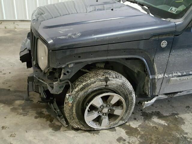 1J8GN28K38W152146 - 2008 JEEP LIBERTY SP BLUE photo 9