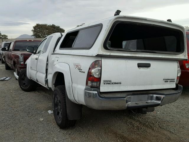 5TETU4GN6AZ678859 - 2010 TOYOTA TACOMA PRE WHITE photo 3