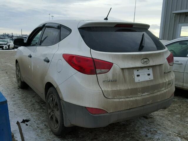 KM8JTCACXDU731390 - 2013 HYUNDAI TUCSON GL WHITE photo 3