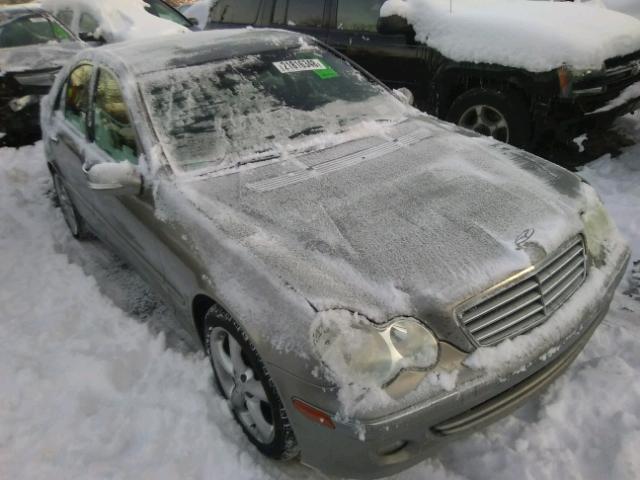 WDBRF64JX5F577553 - 2005 MERCEDES-BENZ C 320 BEIGE photo 1