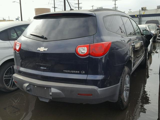 1GNLREED6AJ265276 - 2010 CHEVROLET TRAVERSE L BLUE photo 4