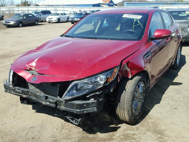 KNAGM4A73B5061402 - 2011 KIA OPTIMA LX RED photo 2