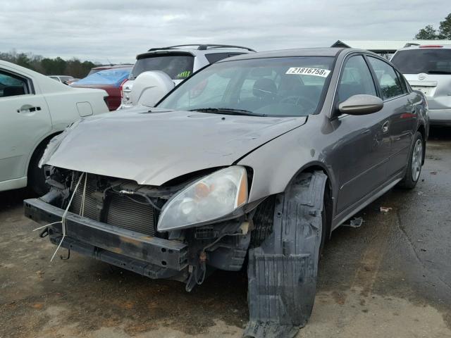 1N4AL11D43C283904 - 2003 NISSAN ALTIMA BAS GOLD photo 2