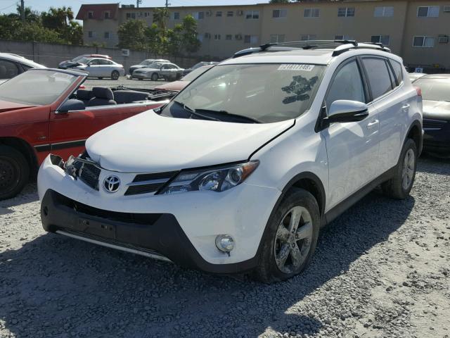 2T3WFREV1DW072098 - 2013 TOYOTA RAV4 XLE WHITE photo 2