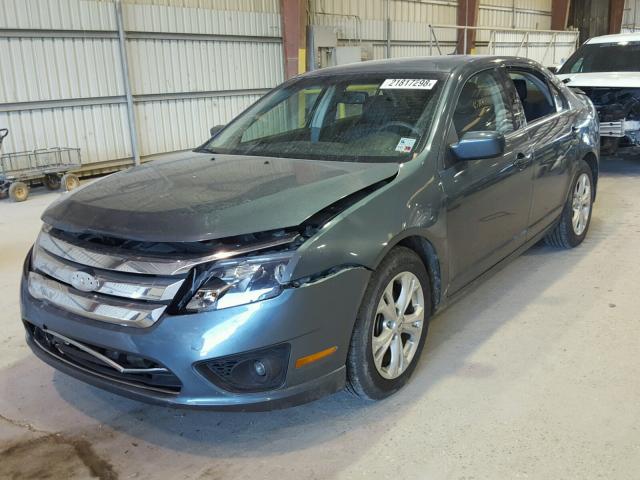 3FAHP0HA5CR121614 - 2012 FORD FUSION SE BLUE photo 2