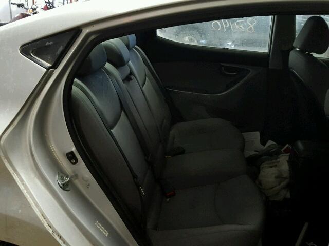 KMHDH4AE2CU341369 - 2012 HYUNDAI ELANTRA GL SILVER photo 6