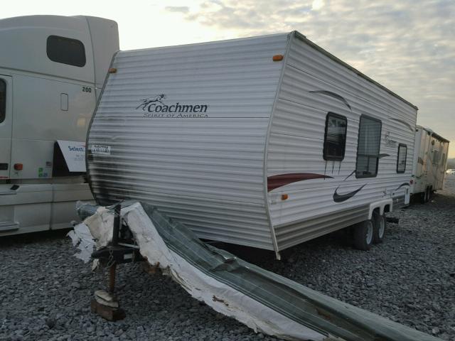 1TC2B136181504771 - 2008 COACH SPIRIT OF WHITE photo 2