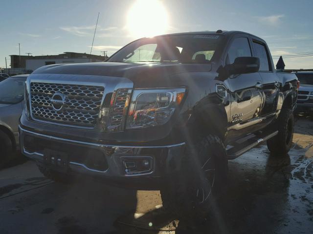 1N6AA1E55HN545618 - 2017 NISSAN TITAN SV BLACK photo 2