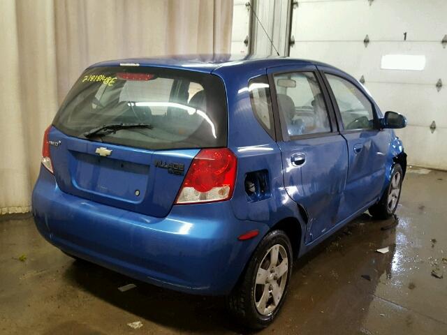 KL1TD66638B010156 - 2008 CHEVROLET AVEO BASE BLUE photo 4